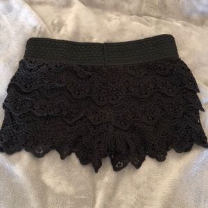 Black Lace Shorts 🖤